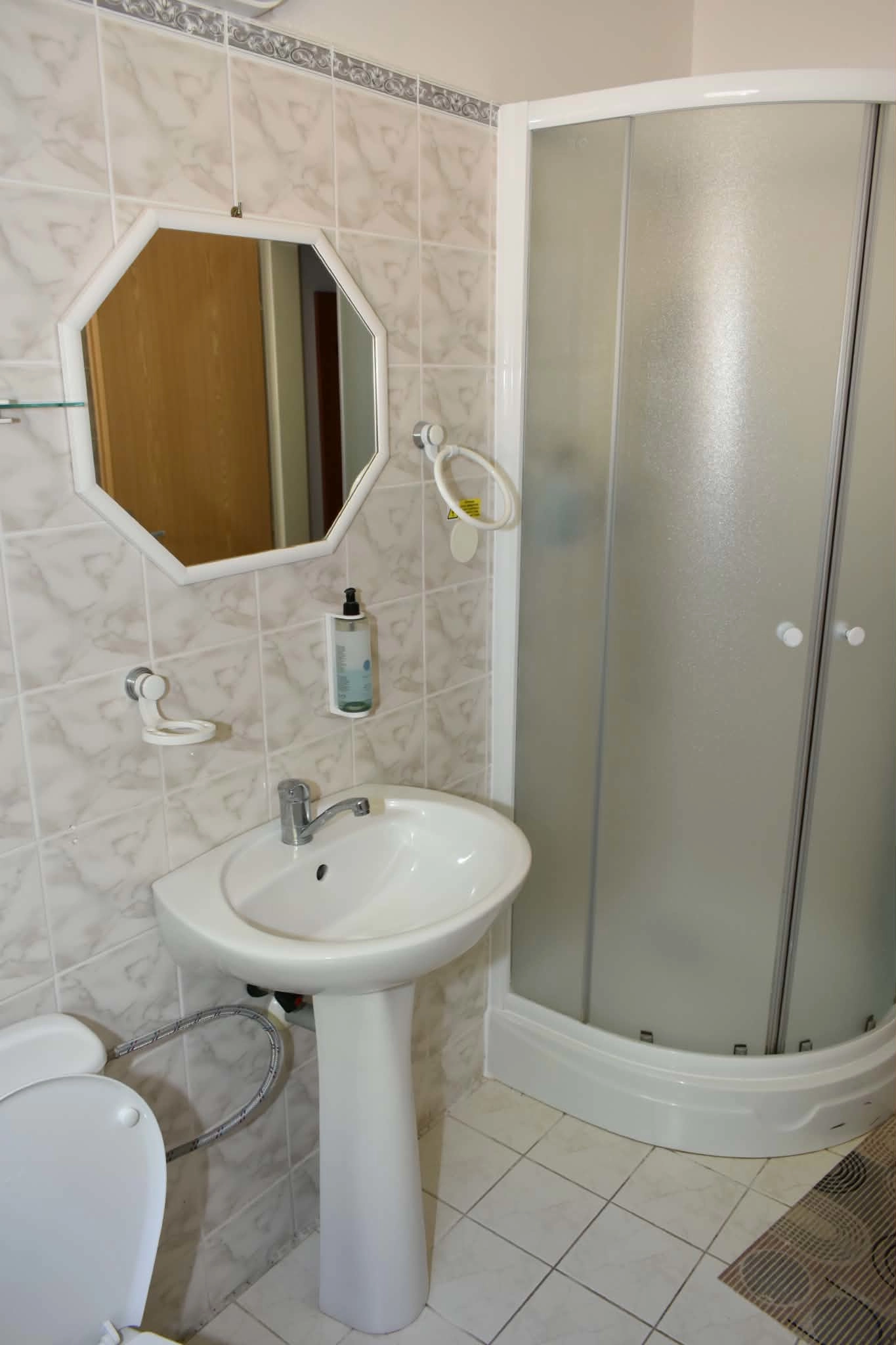 Dvojlôžková izba – foto 4